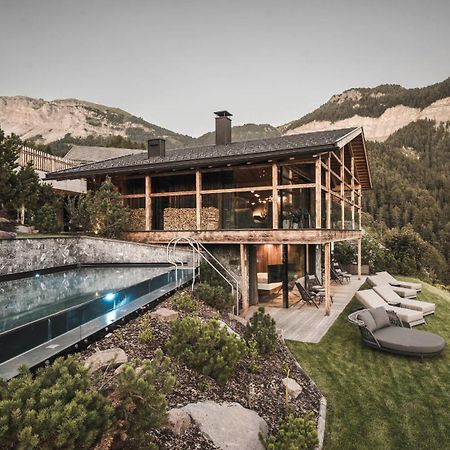 Luxury Chalet Vilaiet 오르띠세이 외부 사진