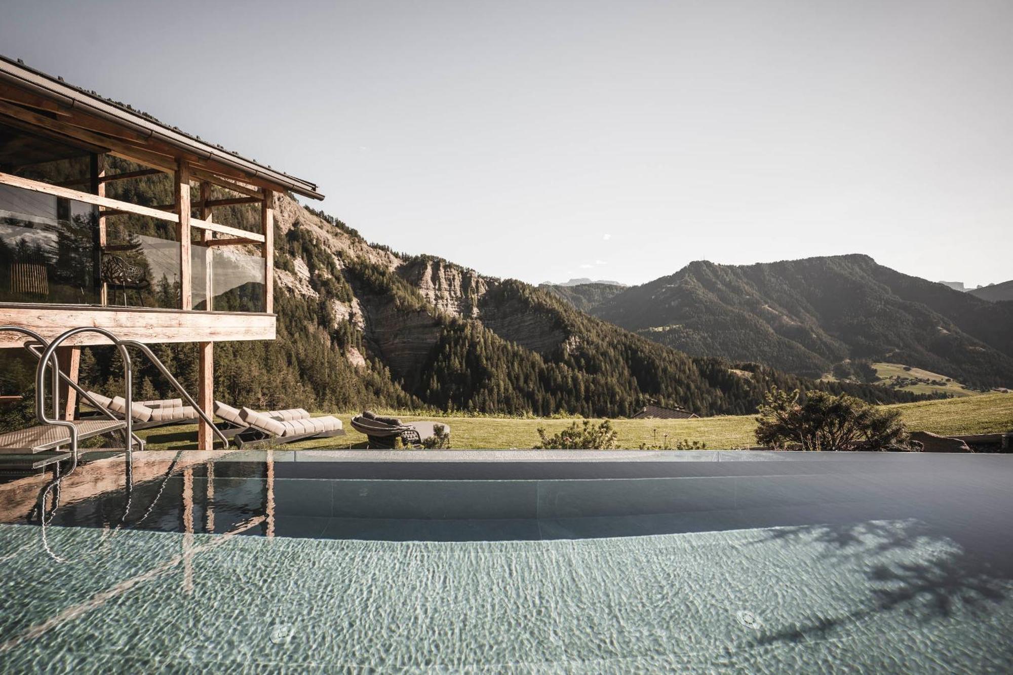 Luxury Chalet Vilaiet 오르띠세이 외부 사진